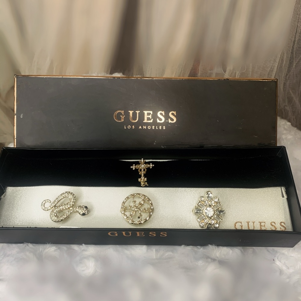 Guess Choker Set - Picture 2 of 2
